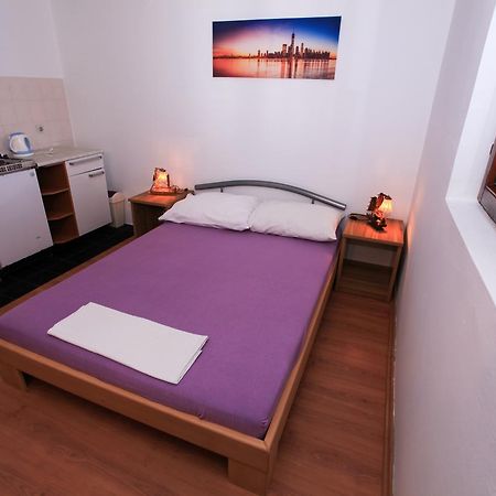 Ferienwohnung Robinson Dora Putniković Exterior foto