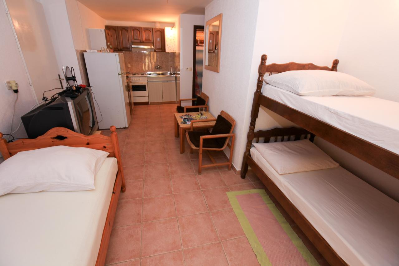 Ferienwohnung Robinson Dora Putniković Exterior foto